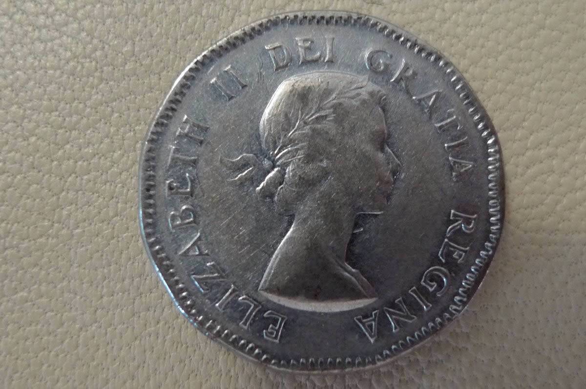 Coin-#2-1953-Canada-,-Elizabeth-II-,5-Cents-Steel-.