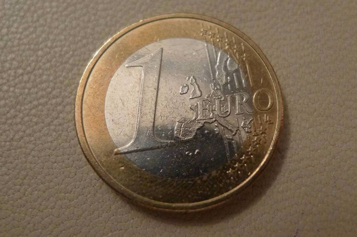 Show-Off-Your-Bi-Metallic-Coins-World-Wide