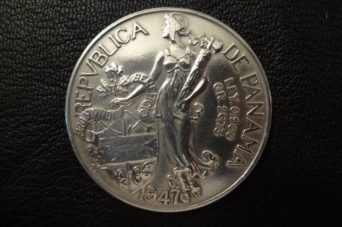1947-Republica-De-Panama,-Un-Balboa