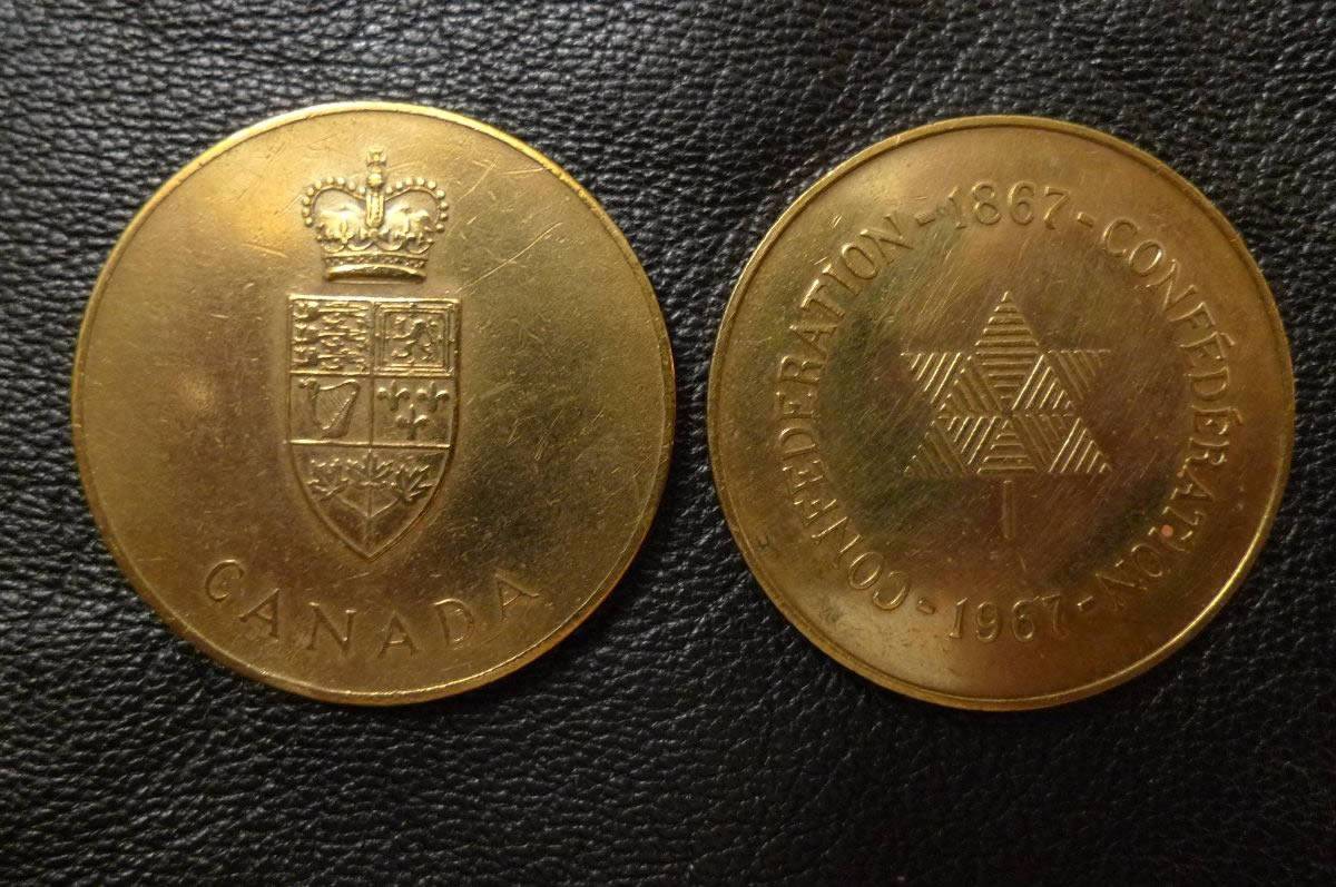 Question-About-The-Canada-1967-Silver-Medal-In-Specimen-Set