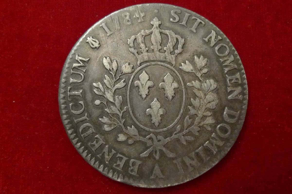 Show-Your-Coins-With-Different-Edges