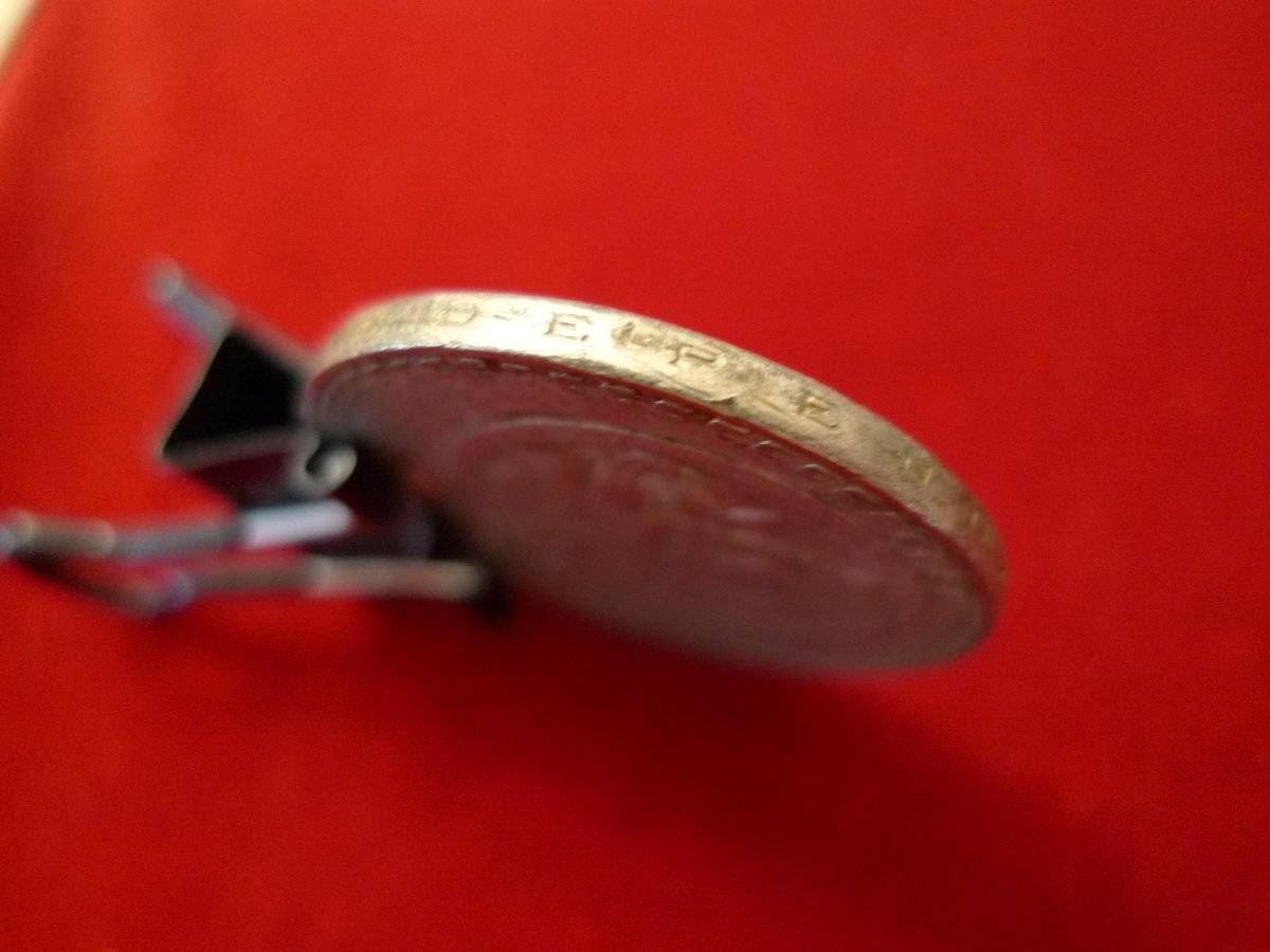 Show-Your-Coins-With-Different-Edges