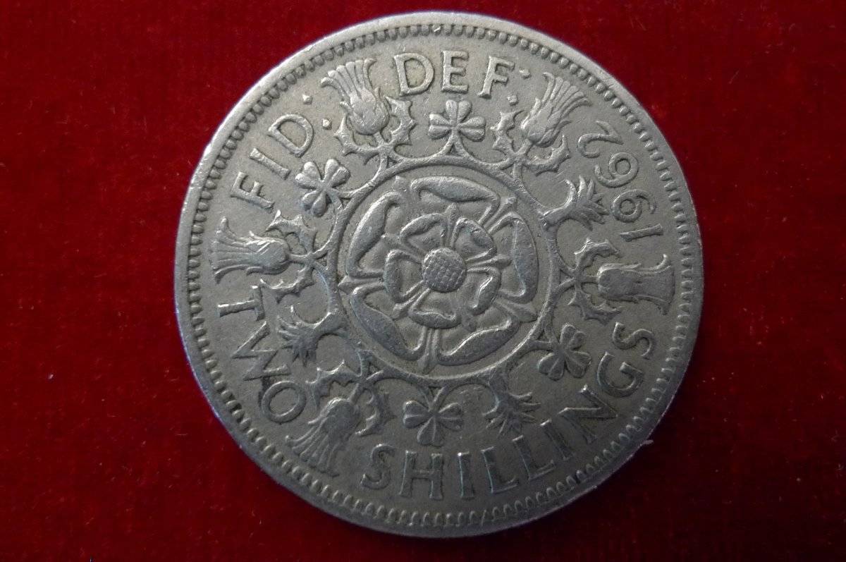 1964-UK-Two-Shilling-With-Back-Turned-Sideways?