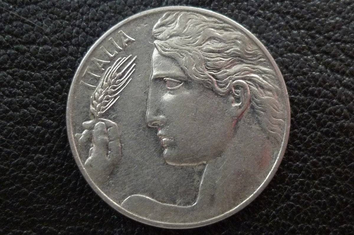 Italy-1909-R-20c-Beautiful-Coin