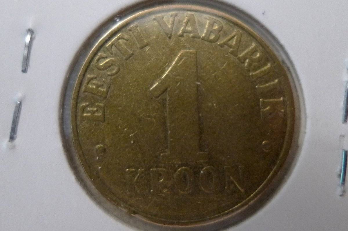Around-The-World-With-Coins---A-Coin-Geography-Game