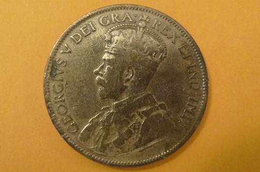 Post-A-Coin-Or-Medal-With-A-Die-Crack!