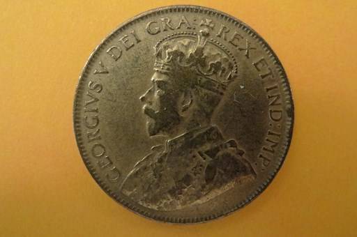 Post-A-Coin-Or-Medal-With-A-Die-Crack!