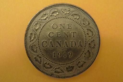 Post-A-Coin-Or-Medal-With-A-Die-Crack!