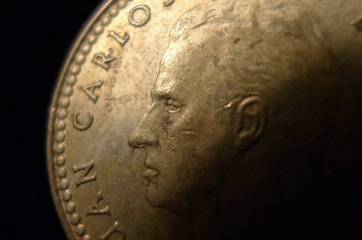Espana-1975-Una-Peseta-80-VF