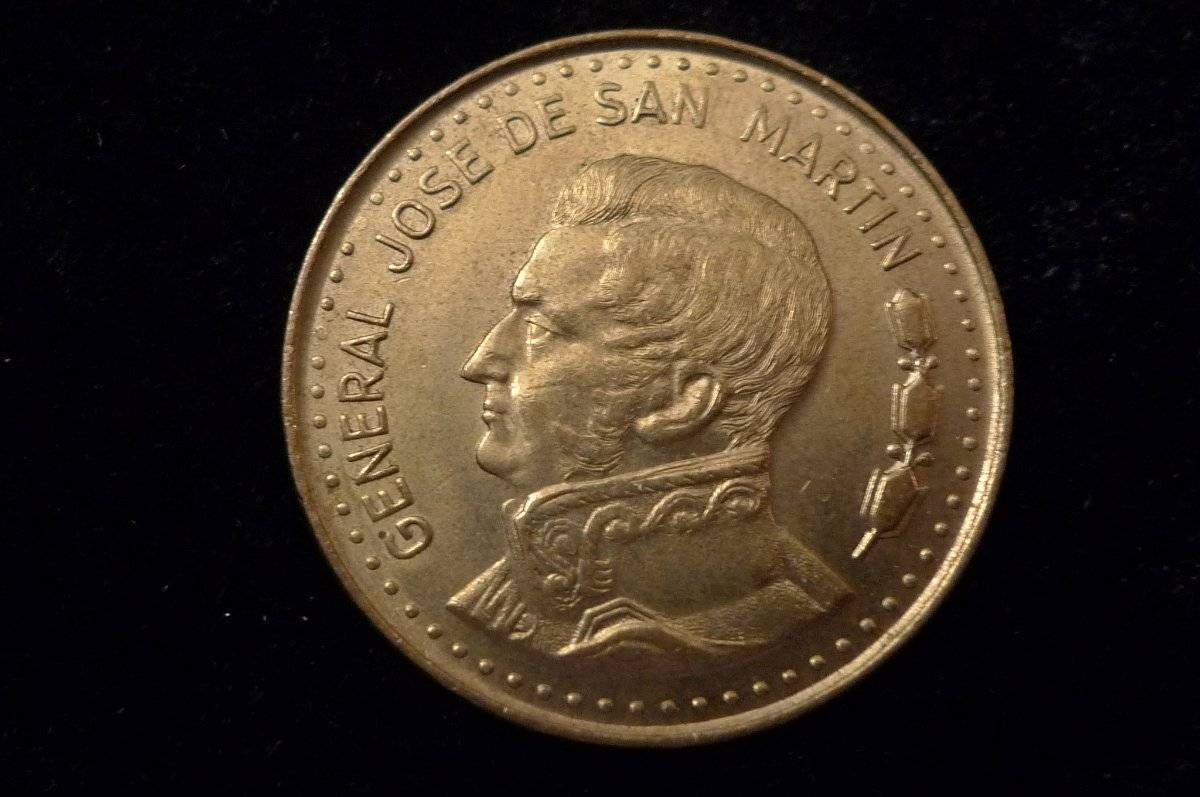 Around-The-World-With-Coins---A-Coin-Geography-Game