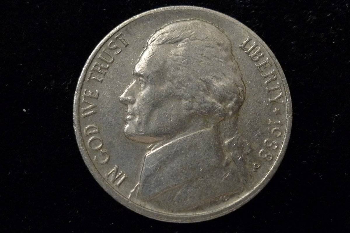 1941-D-Jefferson-Nickel-With-Strange-Star-On-Reverse