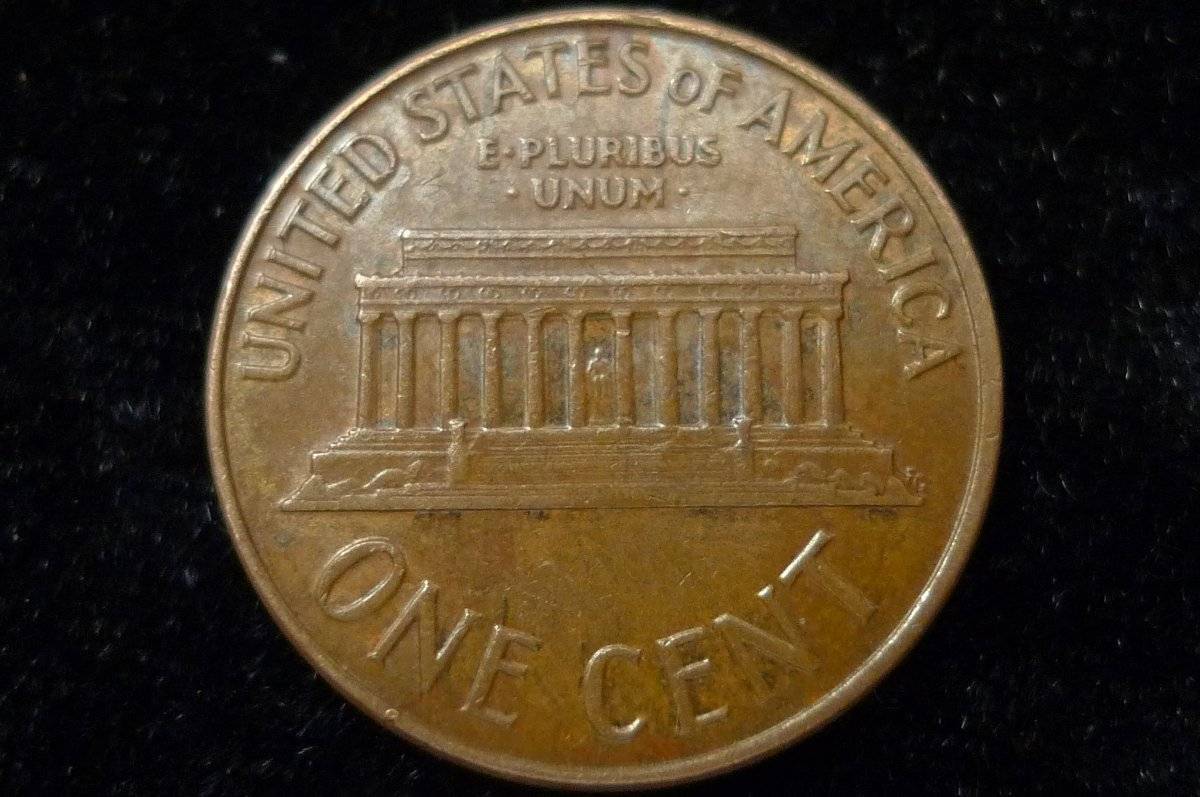 1961-Lincoln-Memorial-Cent.