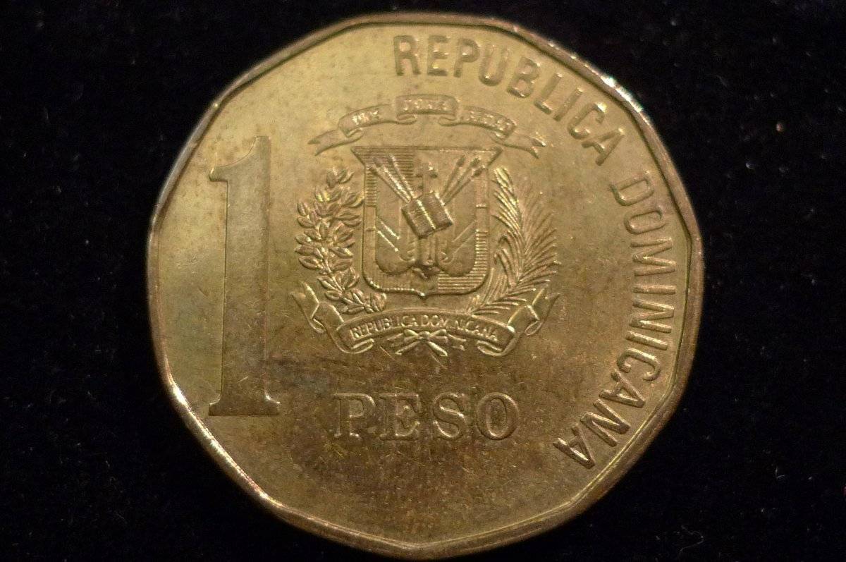 Post-Your-Coins-With-Coats-Of-Arms,-Shields,-Crests,-Crowns,--Etc.