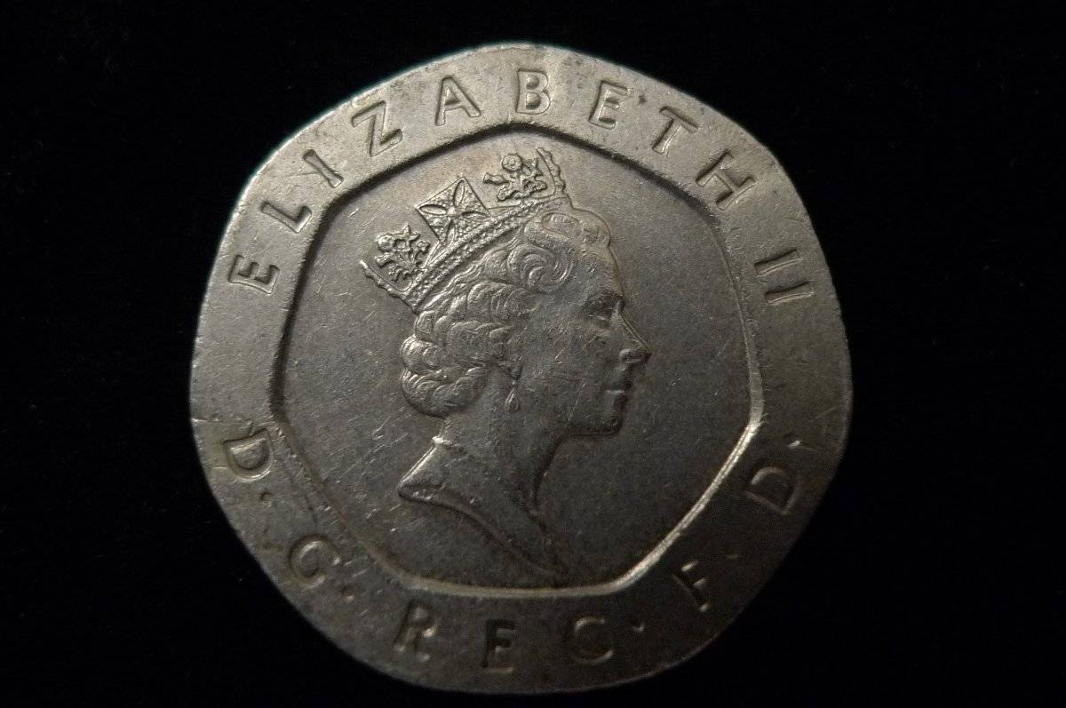 20-Pence-Coin-From-UK---Is-This-A-Legit-Error-Coin?