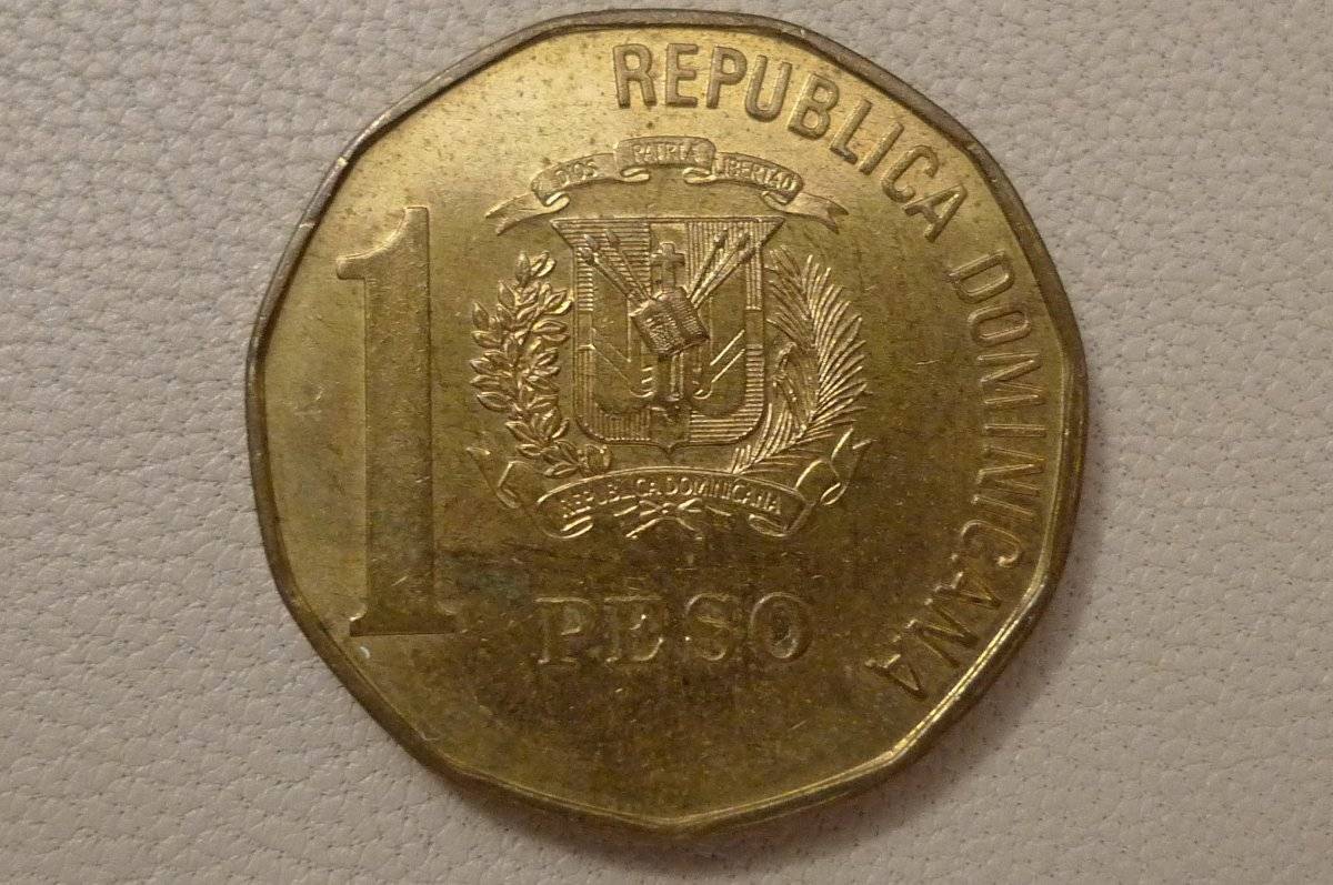 Around-The-World-With-Coins---A-Coin-Geography-Game