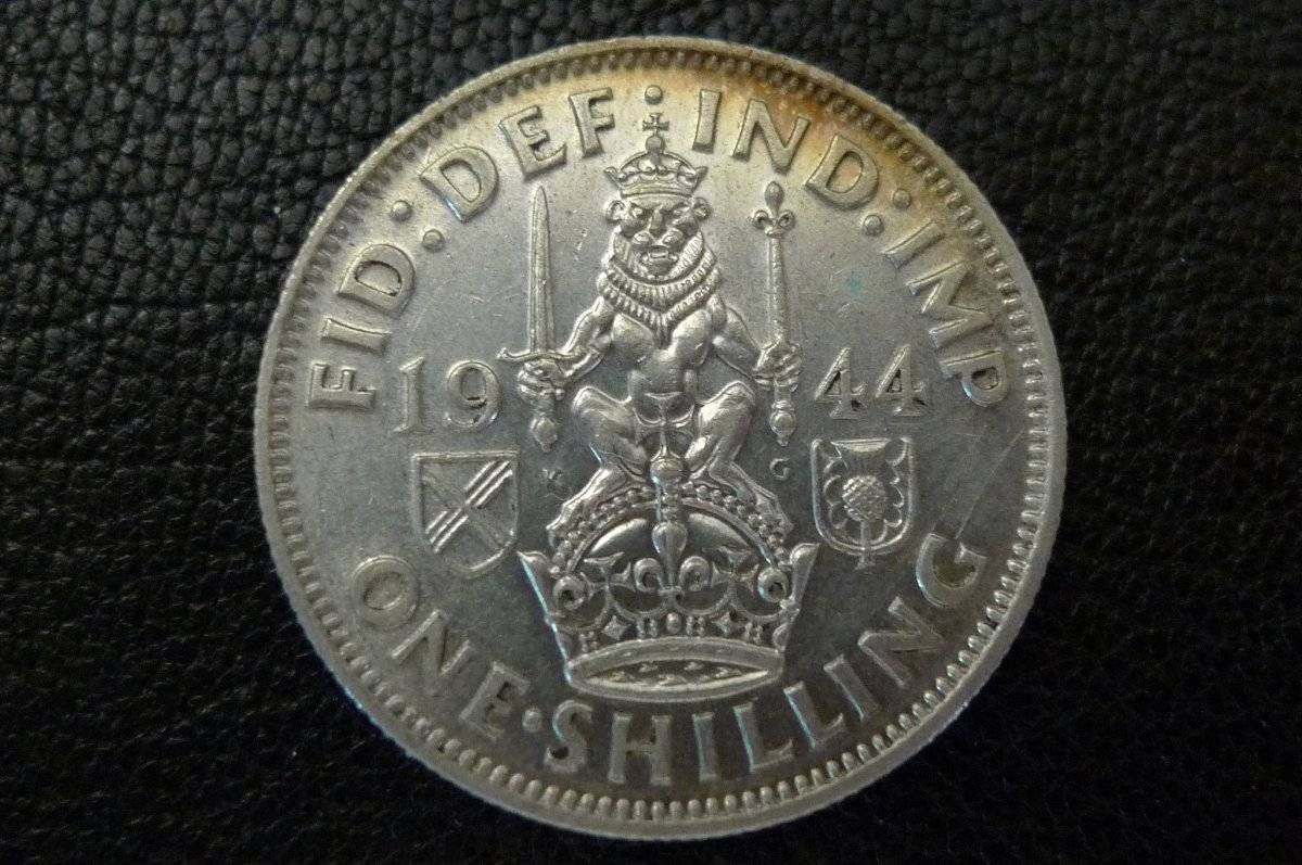 Post-Your-Coins-With-Coats-Of-Arms,-Shields,-Crests,-Crowns,--Etc.