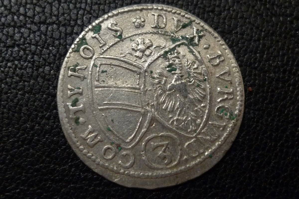 Post-Your-Coins-With-Hats