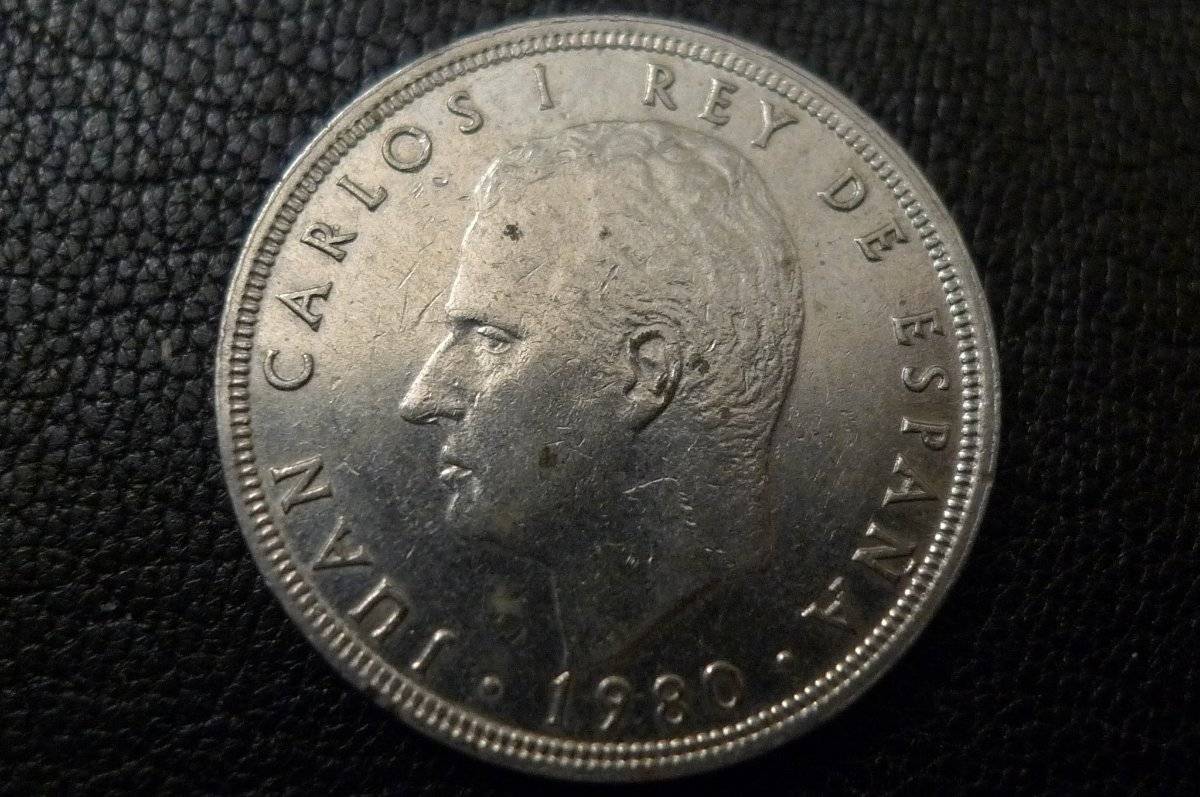 Post-Your-Soccer-Themed-Coins