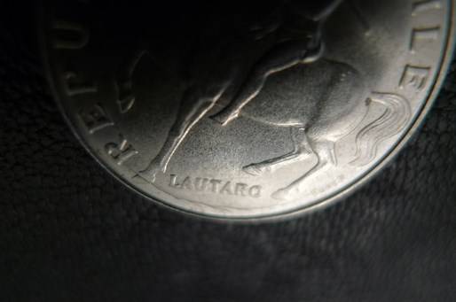 Post-A-Coin-Or-Medal-With-A-Die-Crack!