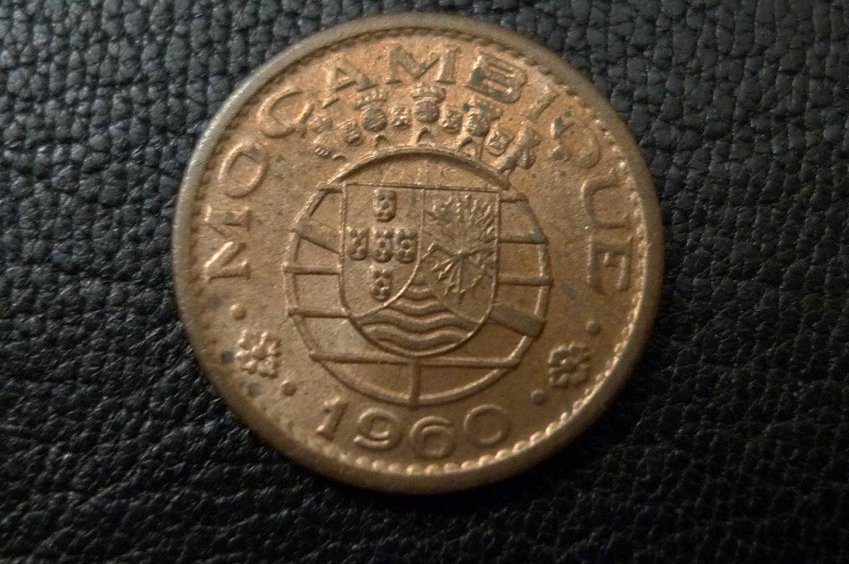 Around-The-World-With-Coins---A-Coin-Geography-Game