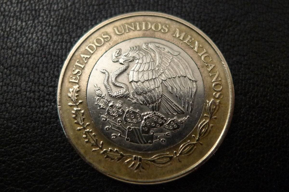 Around-The-World-With-Coins---A-Coin-Geography-Game