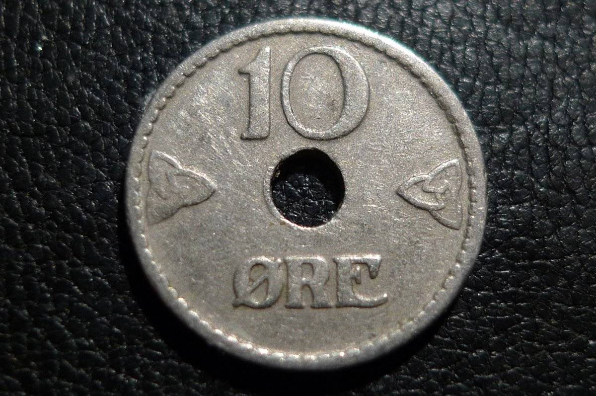 Post-Your-Coins-With-Center-Holes