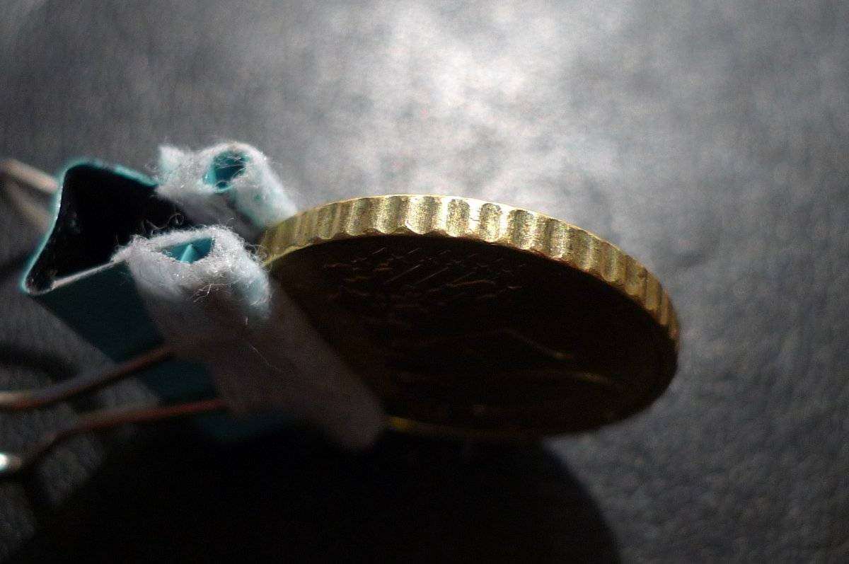 Show-Your-Coins-With-Different-Edges