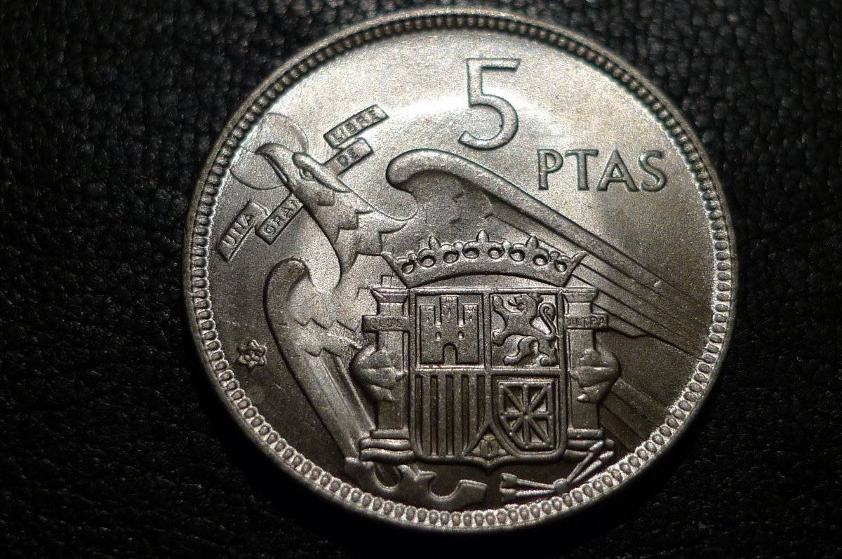 Post-Your-Coins-With-A-Castle