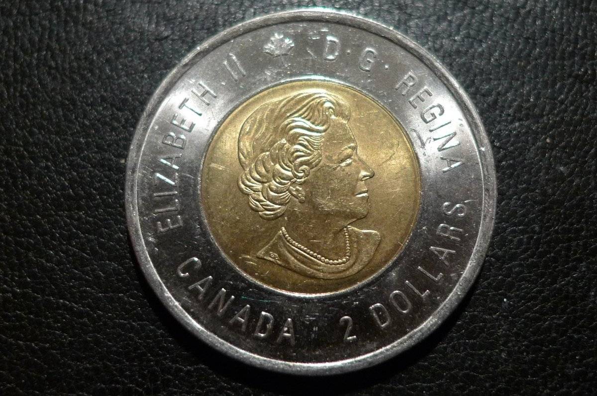 Post-A-Coin-Or-Medal-Devoted-To-A-Military-Subject