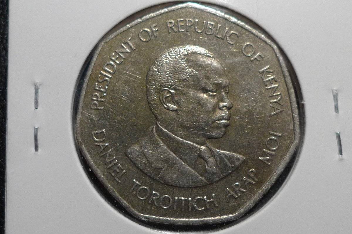 Around-The-World-With-Coins---A-Coin-Geography-Game