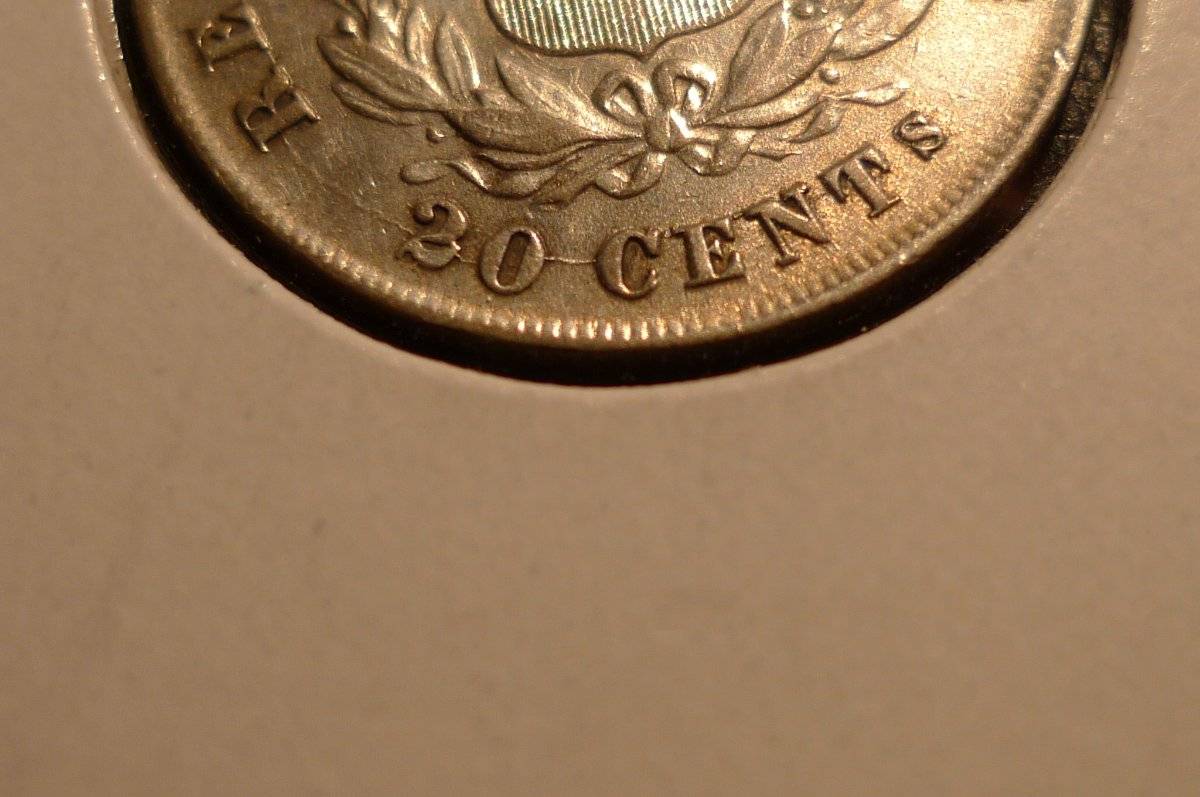 Post-A-Coin-Or-Medal-With-A-Die-Crack!