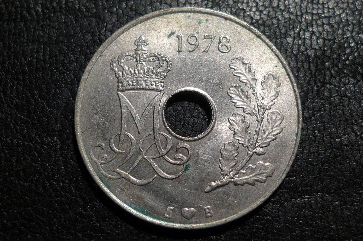 Post-Your-Coins-With-Center-Holes