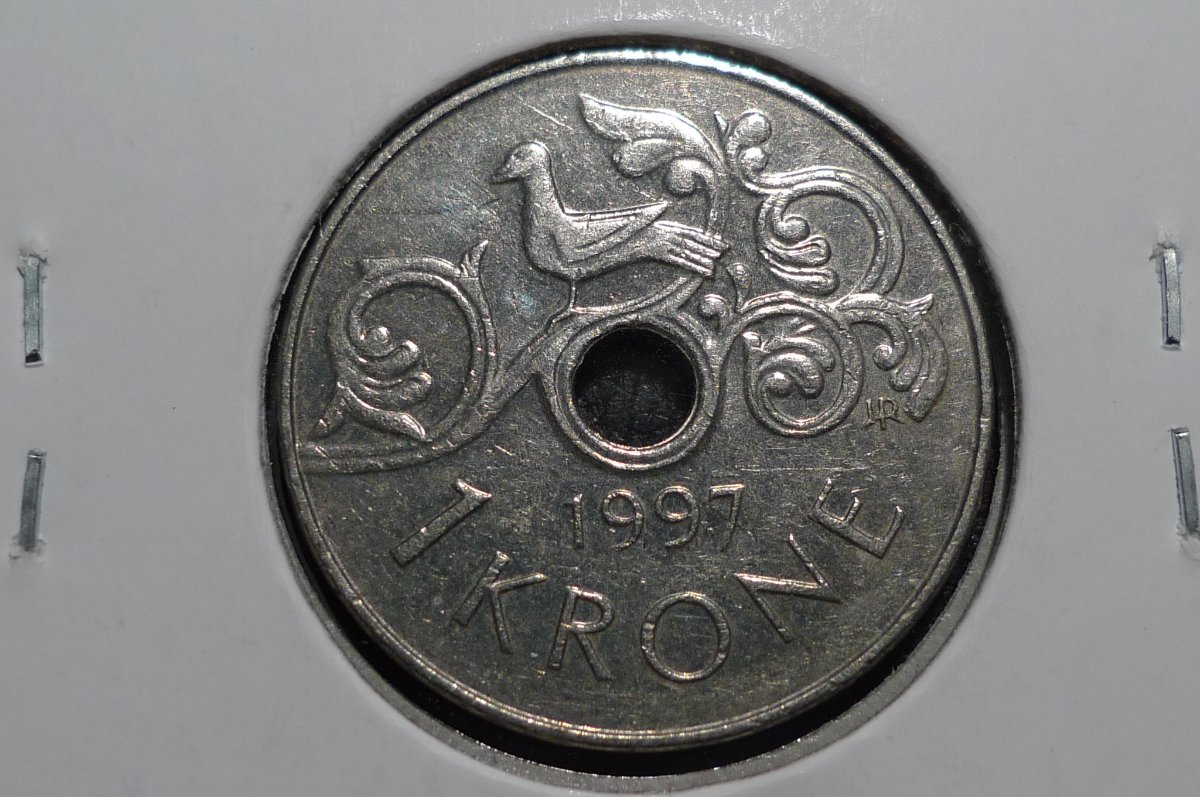 Around-The-World-With-Coins---A-Coin-Geography-Game