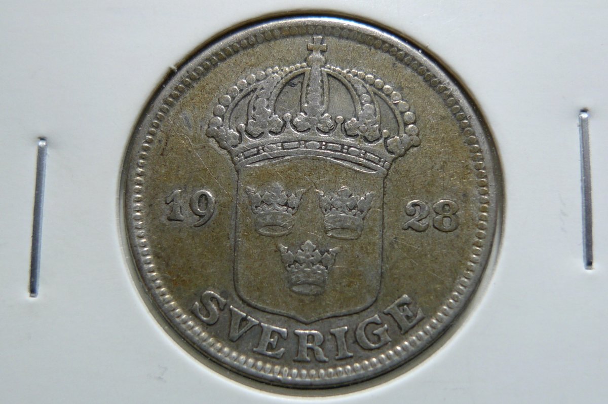 Around-The-World-With-Coins---A-Coin-Geography-Game