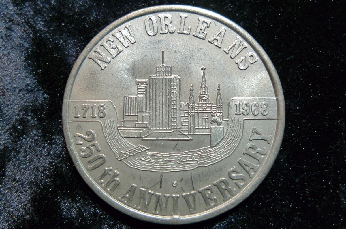 Post-A-Coin-Or-Medal-Devoted-To-A-Military-Subject