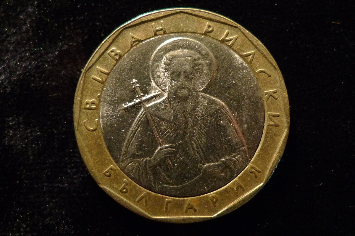 Show-Off-Your-Bi-Metallic-Coins-World-Wide