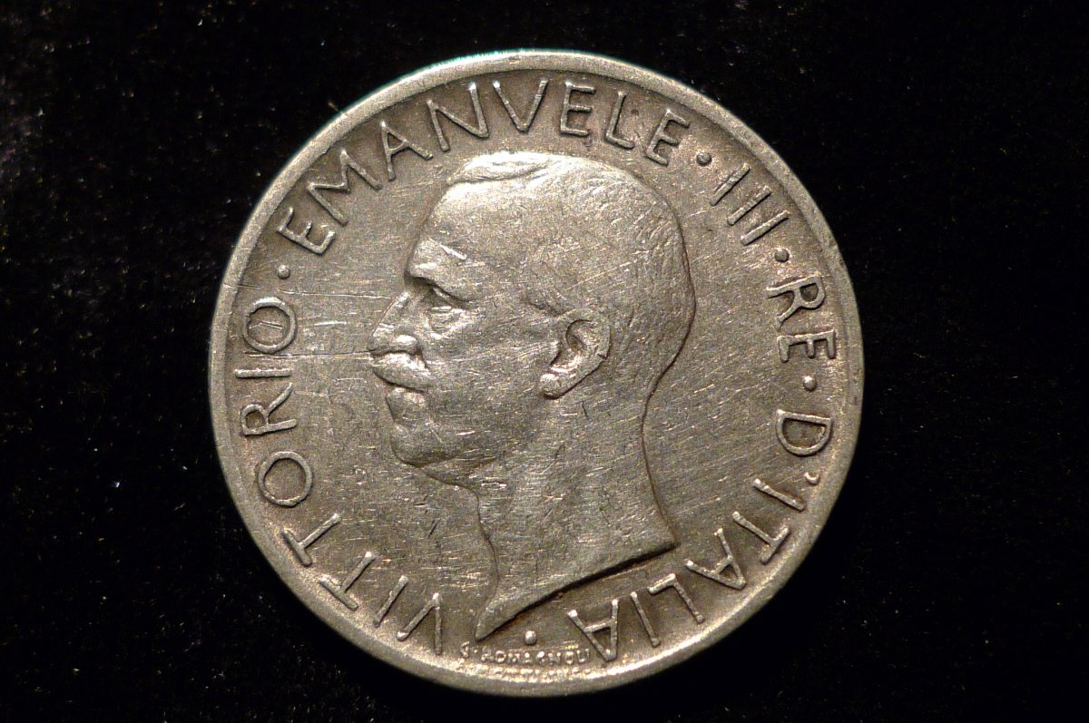 Around-The-World-With-Coins---A-Coin-Geography-Game