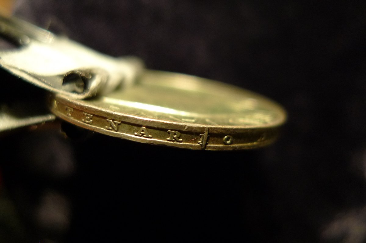 Show-Your-Coins-With-Different-Edges