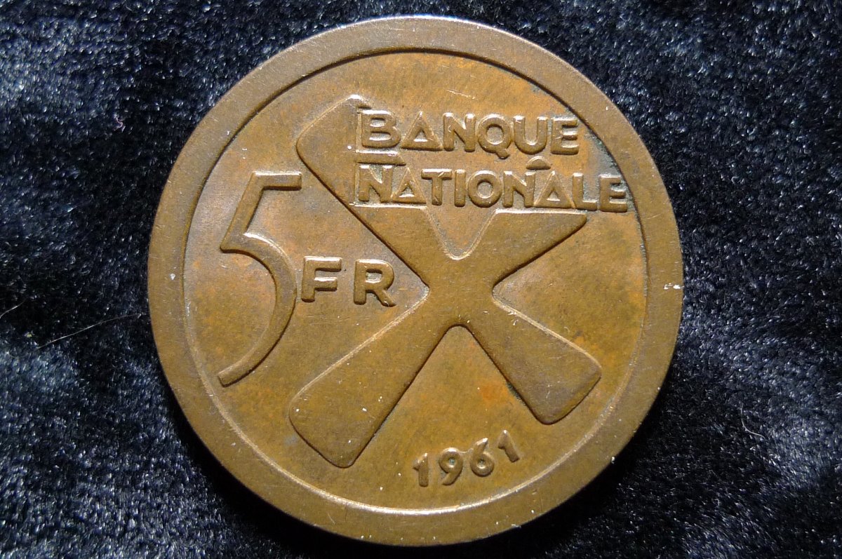 Around-The-World-With-Coins---A-Coin-Geography-Game