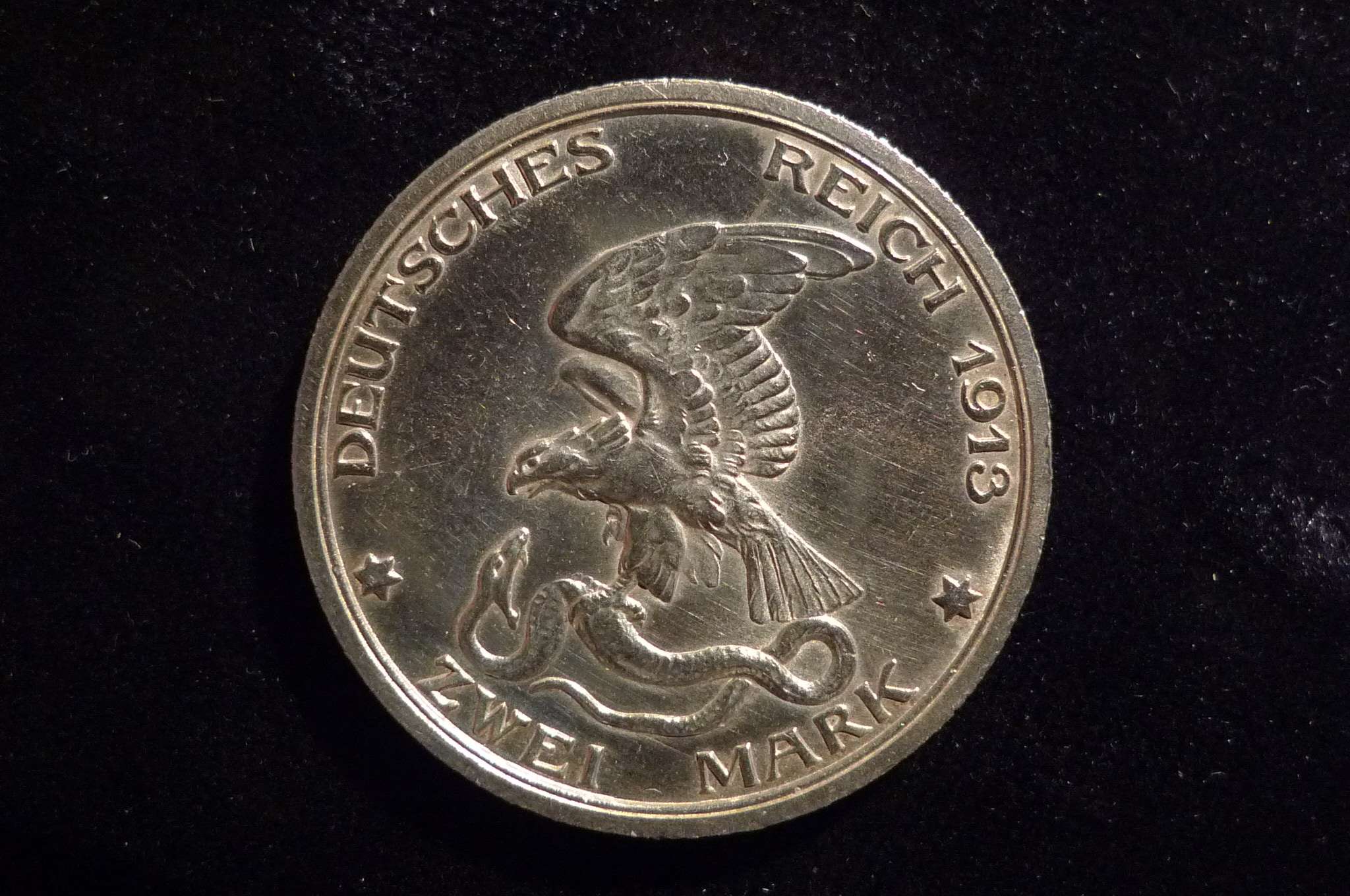 Post-Your-Coins-Depicting-Weaponry!