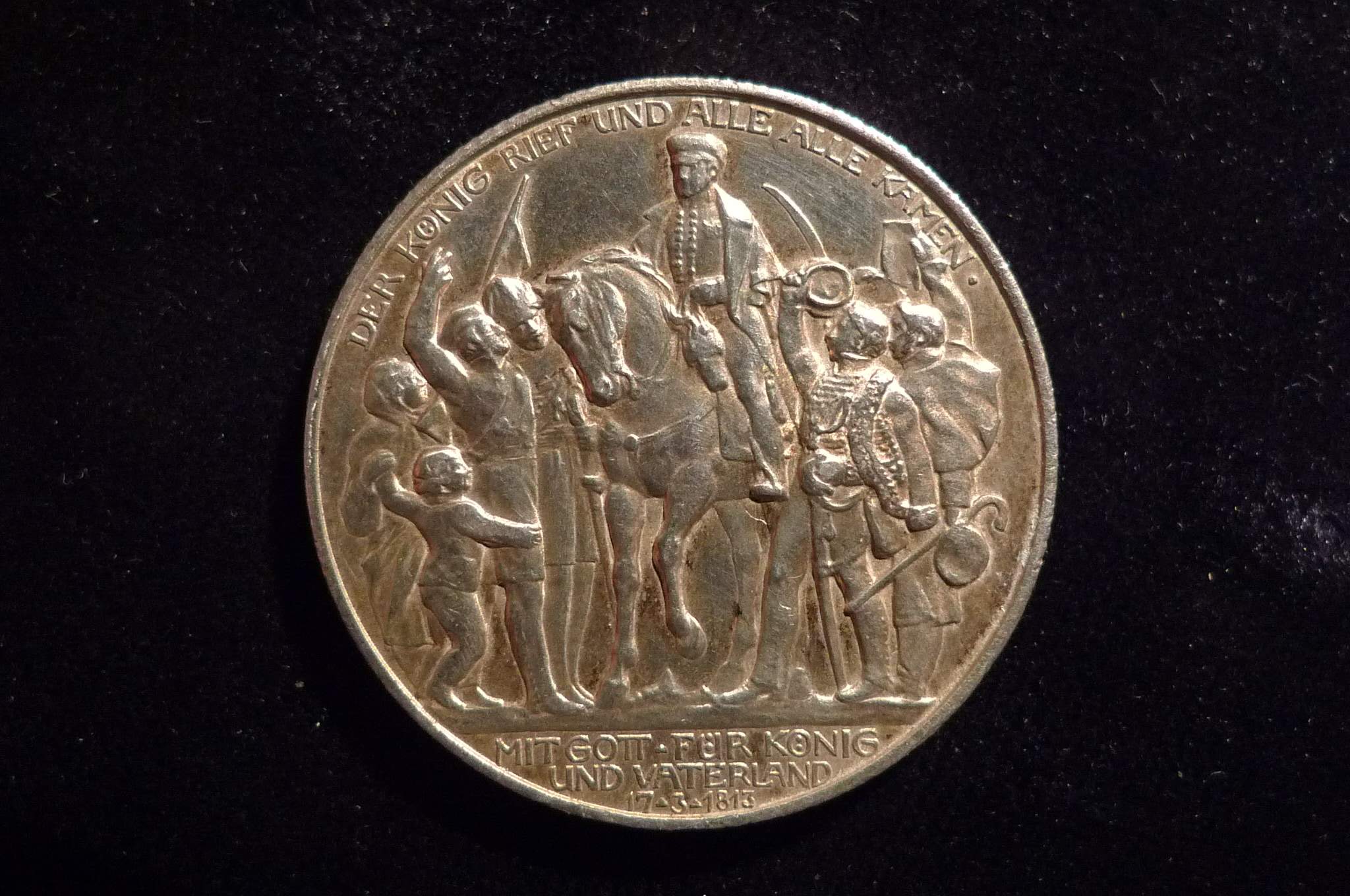 Post-Your-Coins-Depicting-Weaponry!