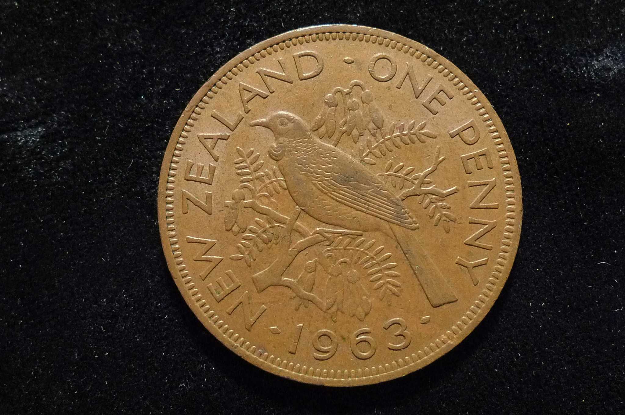 Queen-Elizabeth-II-Memorial-Thread