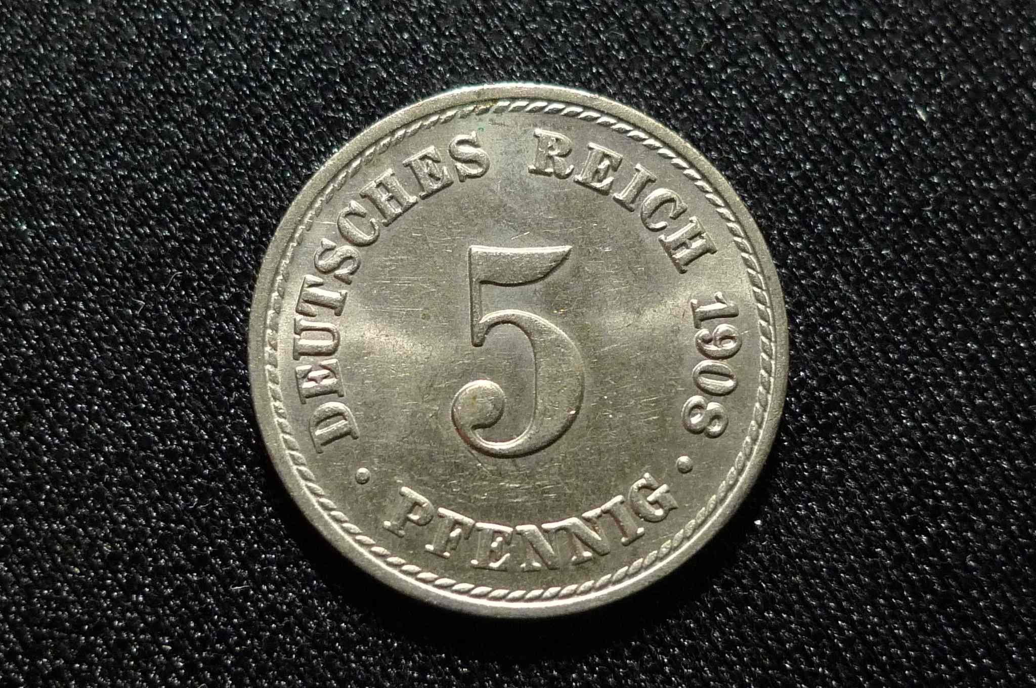 Around-The-World-With-Coins---A-Coin-Geography-Game