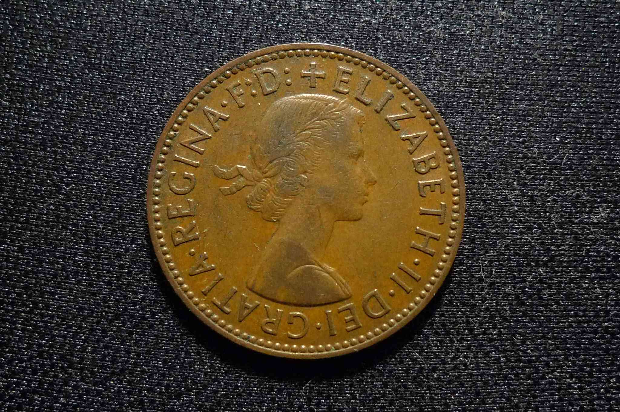 Queen-Elizabeth-II-Memorial-Thread