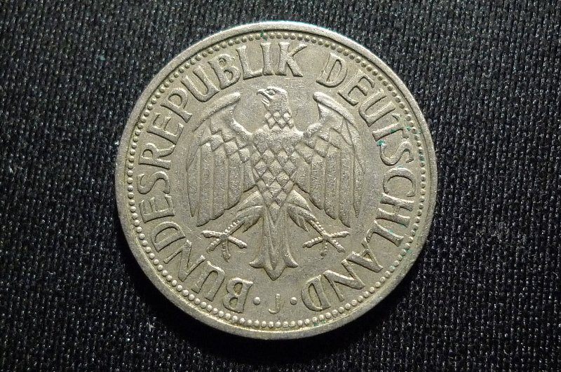 Show-Your-Coins-With-Different-Edges