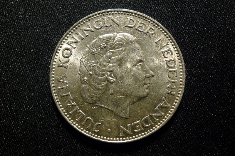 Post-Your-Coins-Depicting-Weaponry!