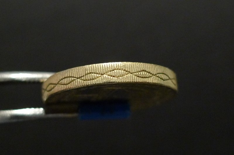 Show-Your-Coins-With-Different-Edges