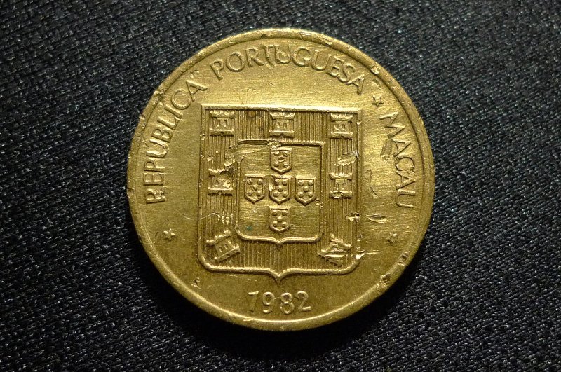 Post-Your-Coins-With-A-Castle