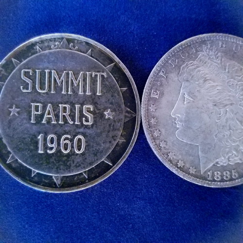President-Eisenhower's-1960-Paris-Summit-Event-Medal