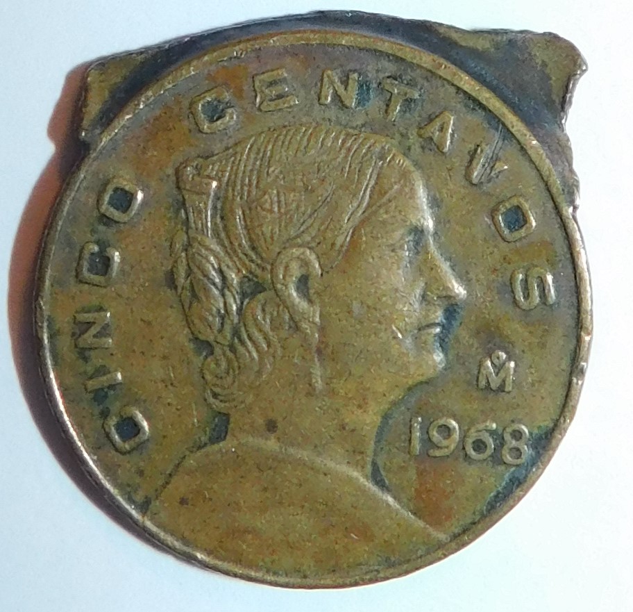 Extra-Metal-Error?-1968-Mexico-5-Centavos